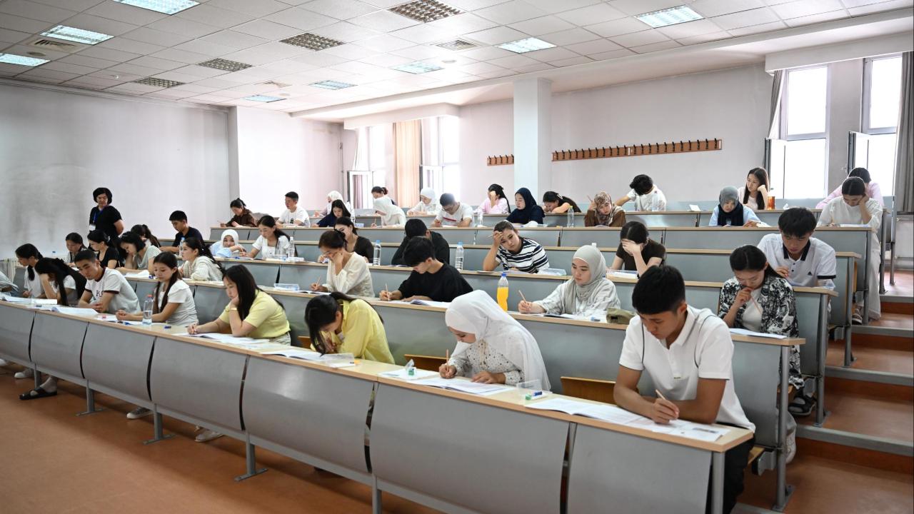 Kırgızistan-Türkiye Manas Üniversitesi'ne 17 bin 322 aday başvurdu