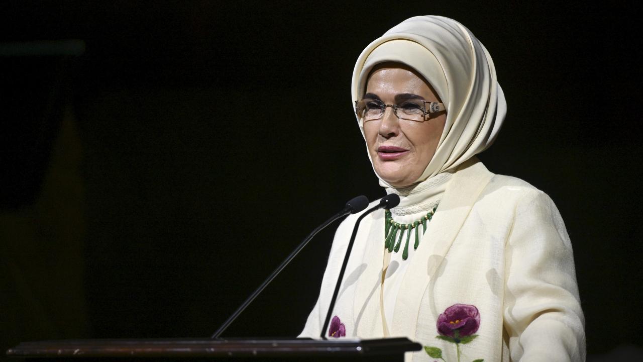 Emine Erdoğan, NATO Zirvesi Kapsamında Lider Eşlerine Ev Sahipliği Yapacak
