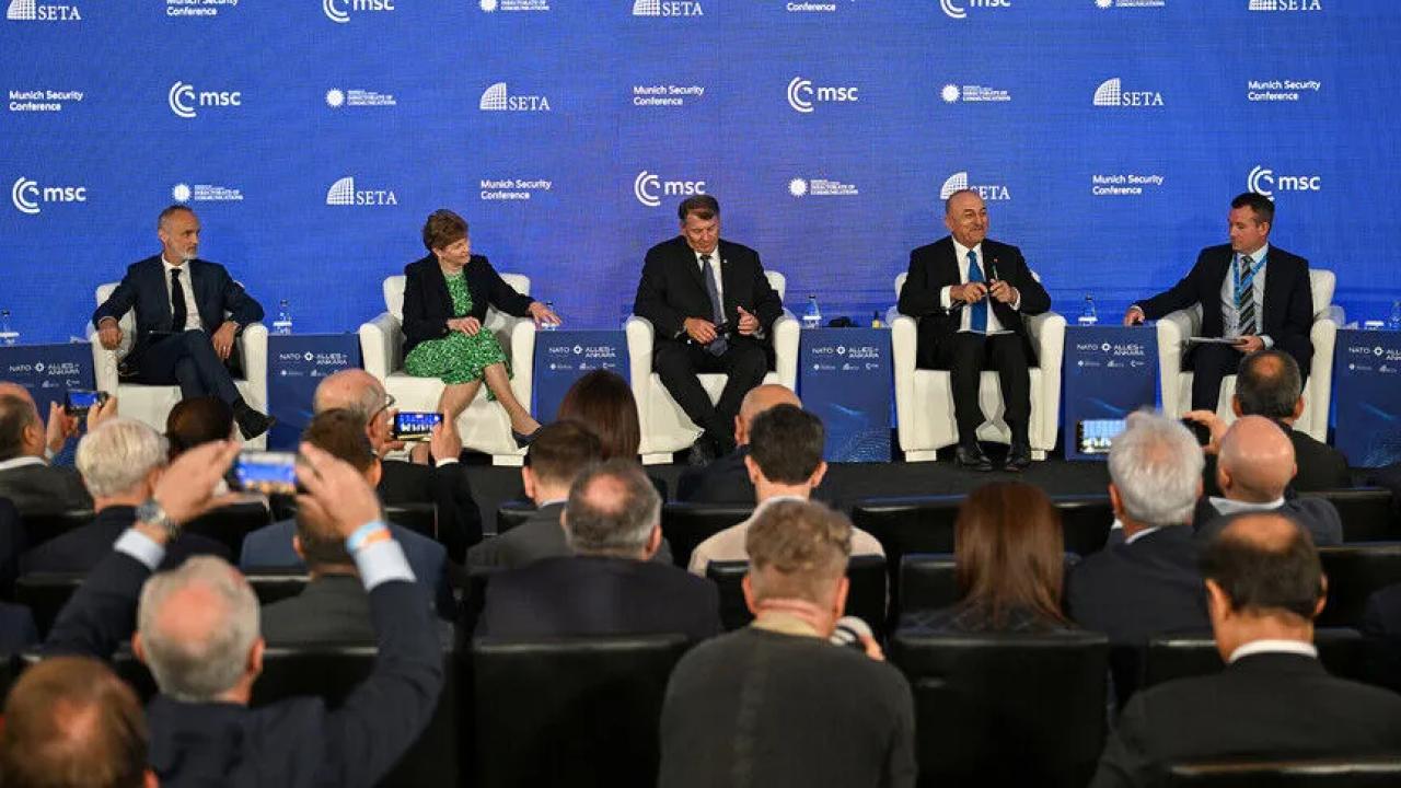NATO Zirvesi Öncesi Ankara'da Kritik "Zirveye Doğru" Paneli