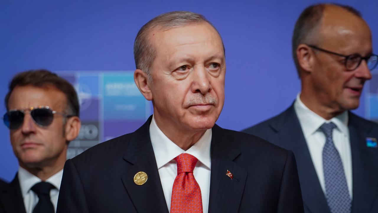 Erdoğan’dan NATO Zirvesi’nde yoğun diplomasi trafiği