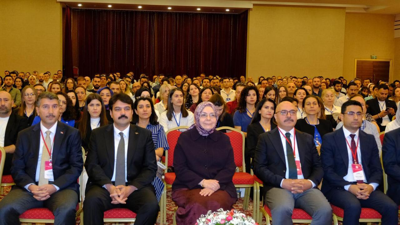 Yurt dışında görev alacak öğretmenler için oryantasyon programı başladı