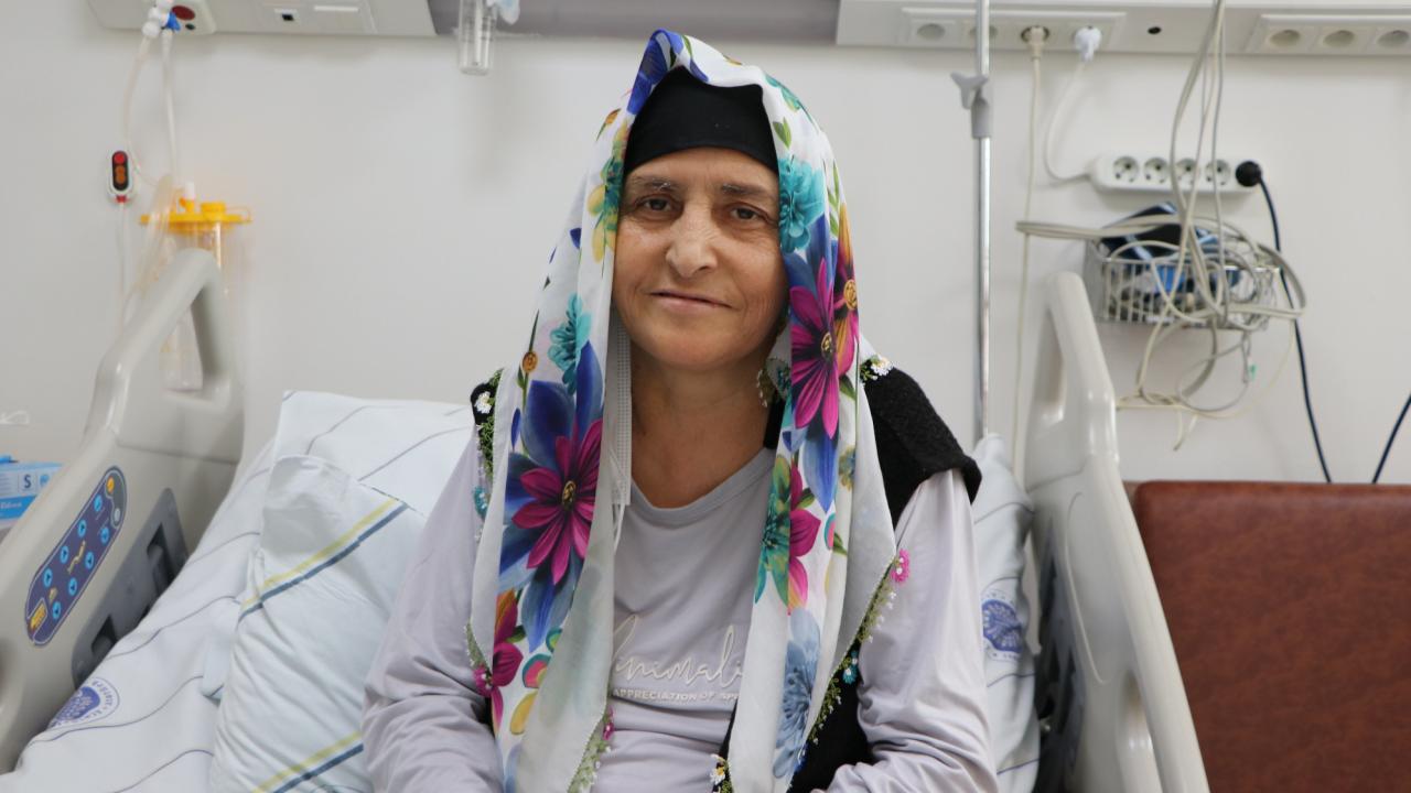 10 yıl diyaliz tedavisi gören hasta böbrek nakliyle sağlığına kavuştu