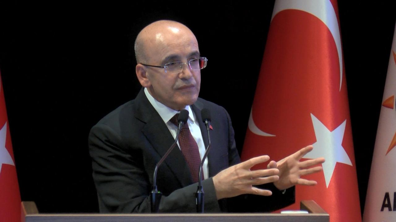 Şimşek: Batman Havalimanı'nın yeni statüsü bölge ekonomisine katkı sağlayacak
