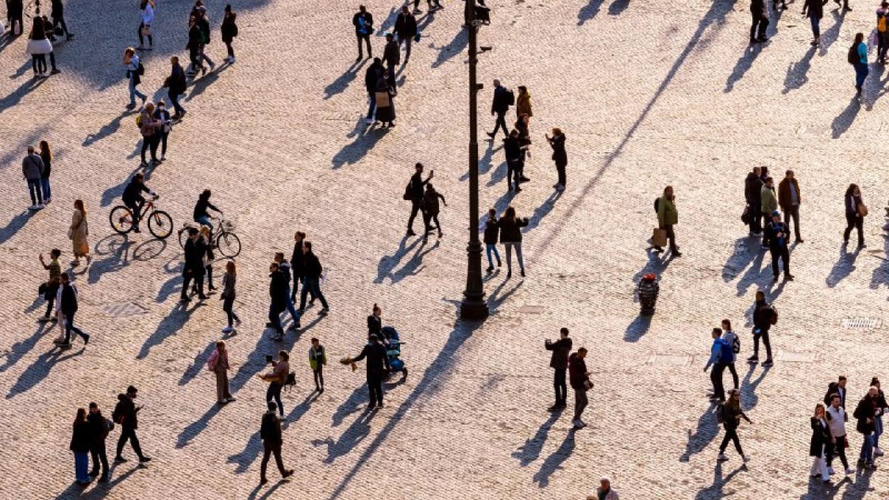 AB raporu: Avrupa Birliği nüfusunun 2029'dan sonra düşüşe geçmesi bekleniyor