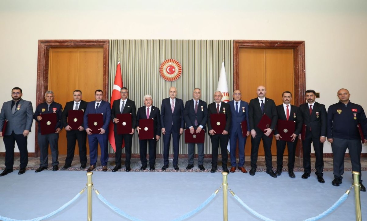 TBMM Başkanı Kurtulmuş, 15 Temmuz gazilerine teşekkür beratı verdi