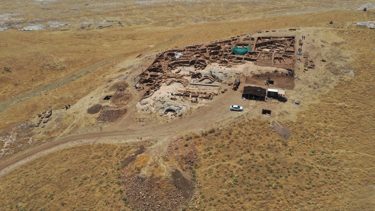 Karahantepe'de yeni kazı sezonu başladı