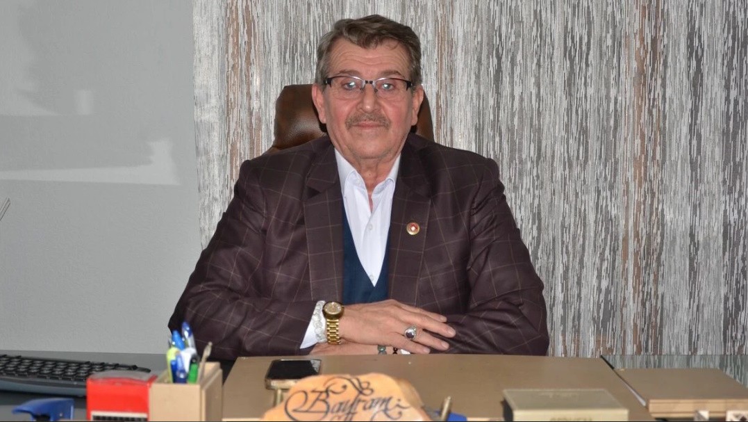 Mar-San Sanayi Sitesi’nde Kuru Otlar Alev Aldı, Yangın Büyümeden Söndürüldü