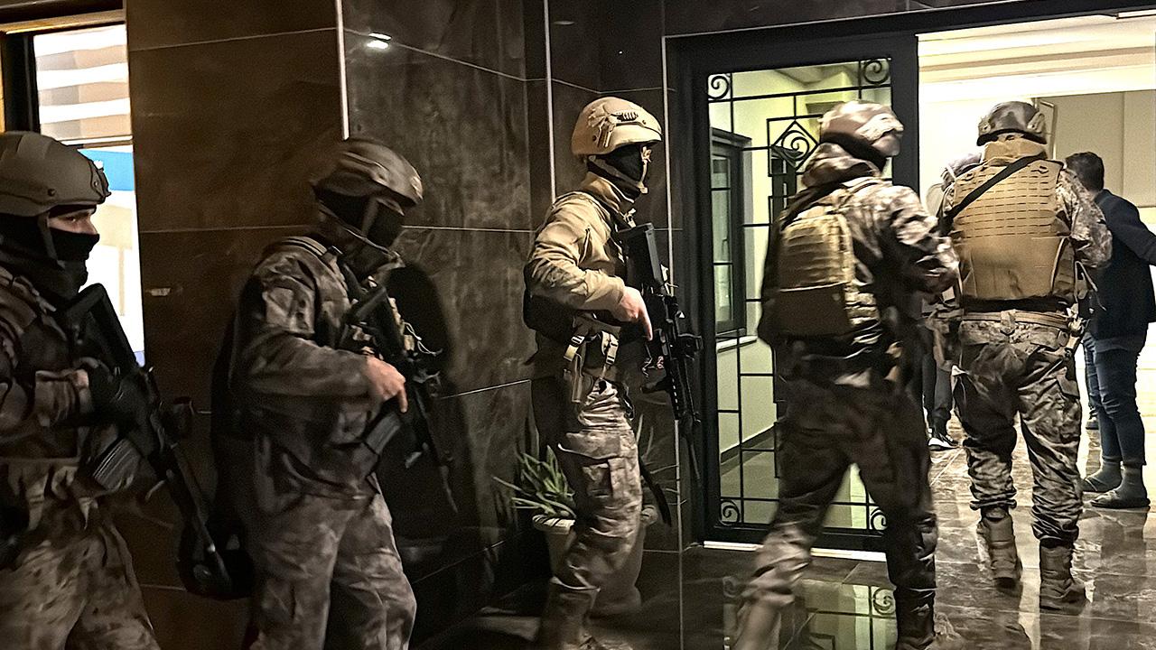 Yeni nesil suç örgütlerine 12 ilde operasyon: 50 şüpheli hakkında gözaltı kararı