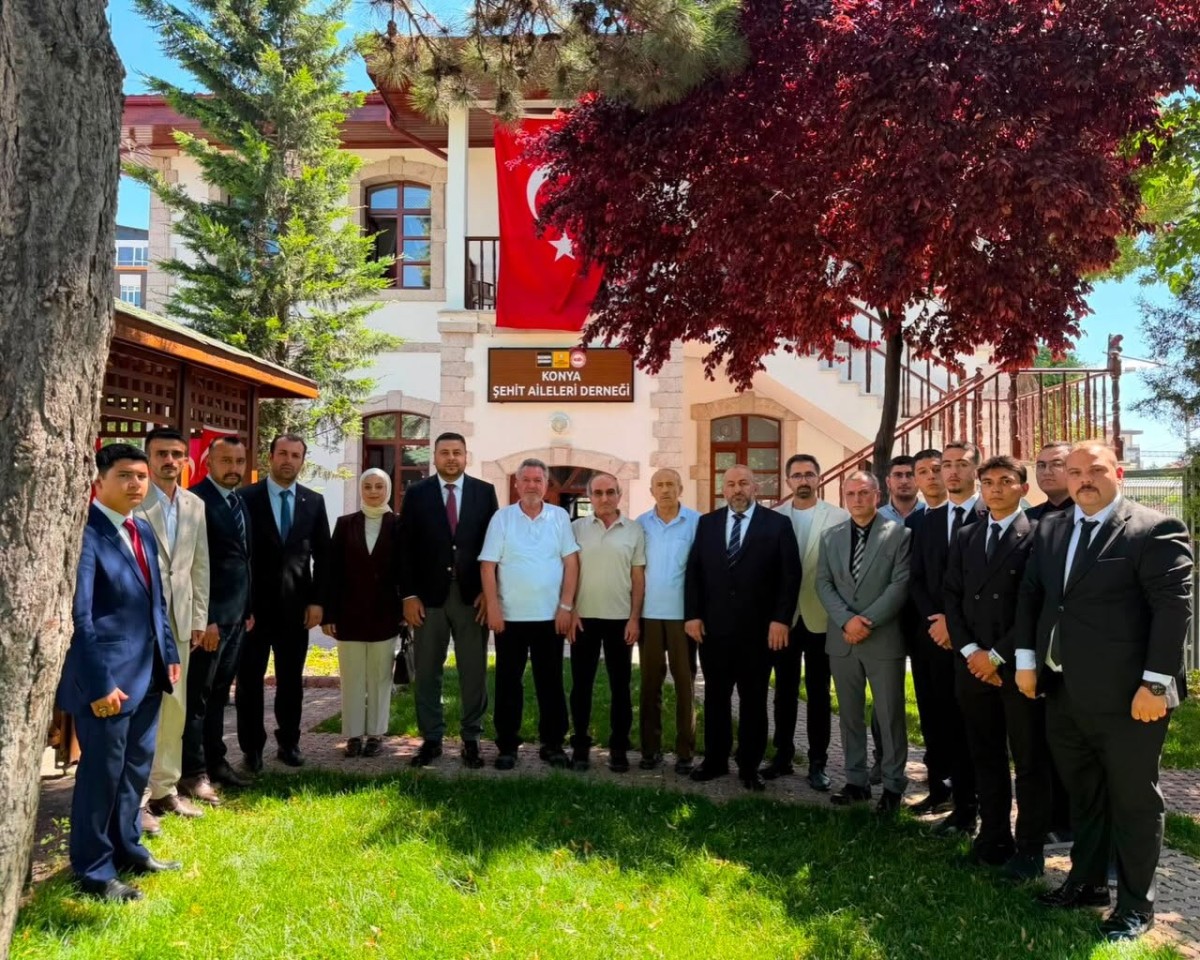 Konya Ülkü Ocakları'ndan Şehit Aileleri Derneği'ne ziyaret