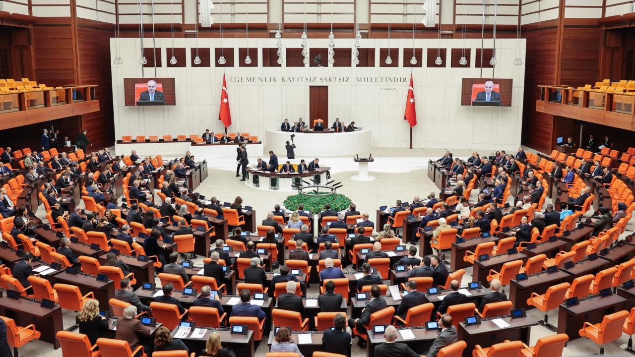 TBMM, Türk Askerinin Somali Görev Süresini 2 Yıl Daha Uzattı
