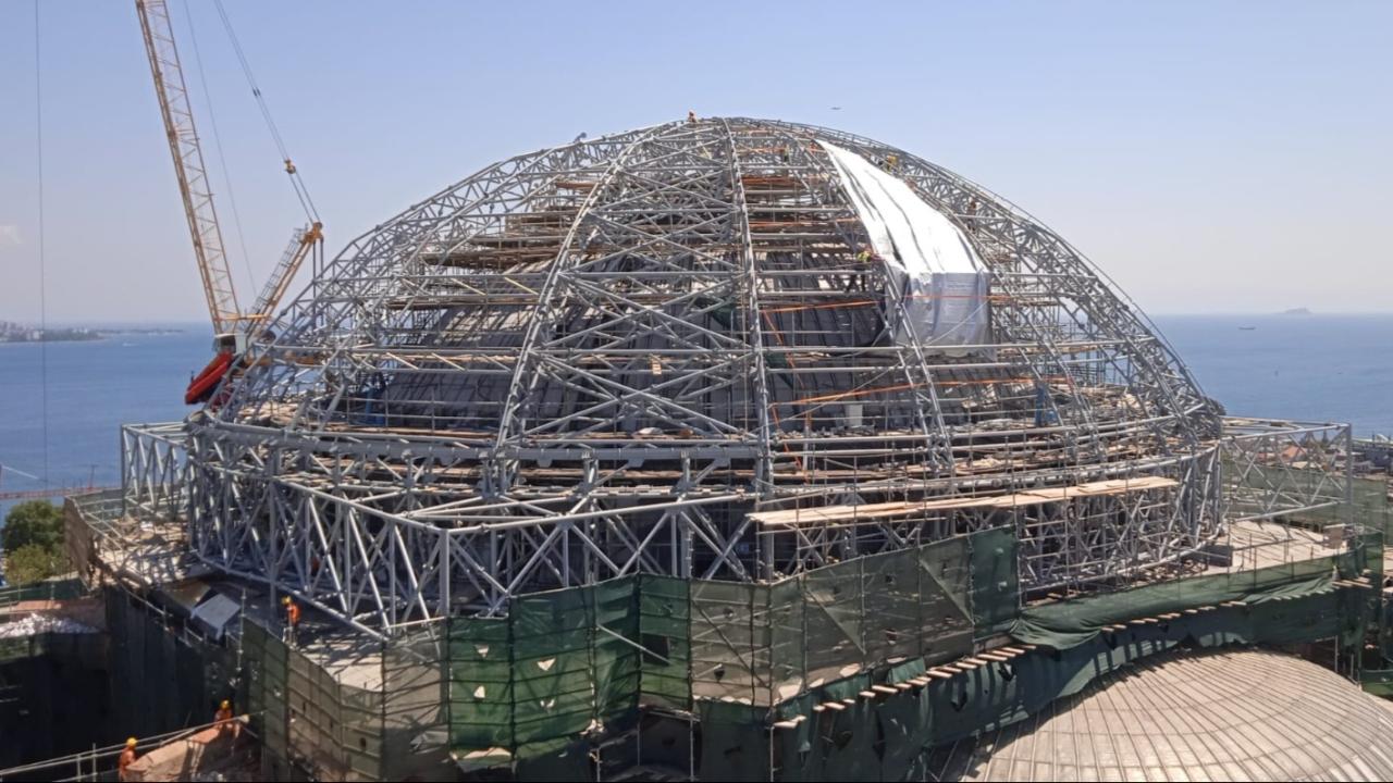 Ayasofya'nın ana kubbesindeki restorasyon çalışmaları devam ediyor