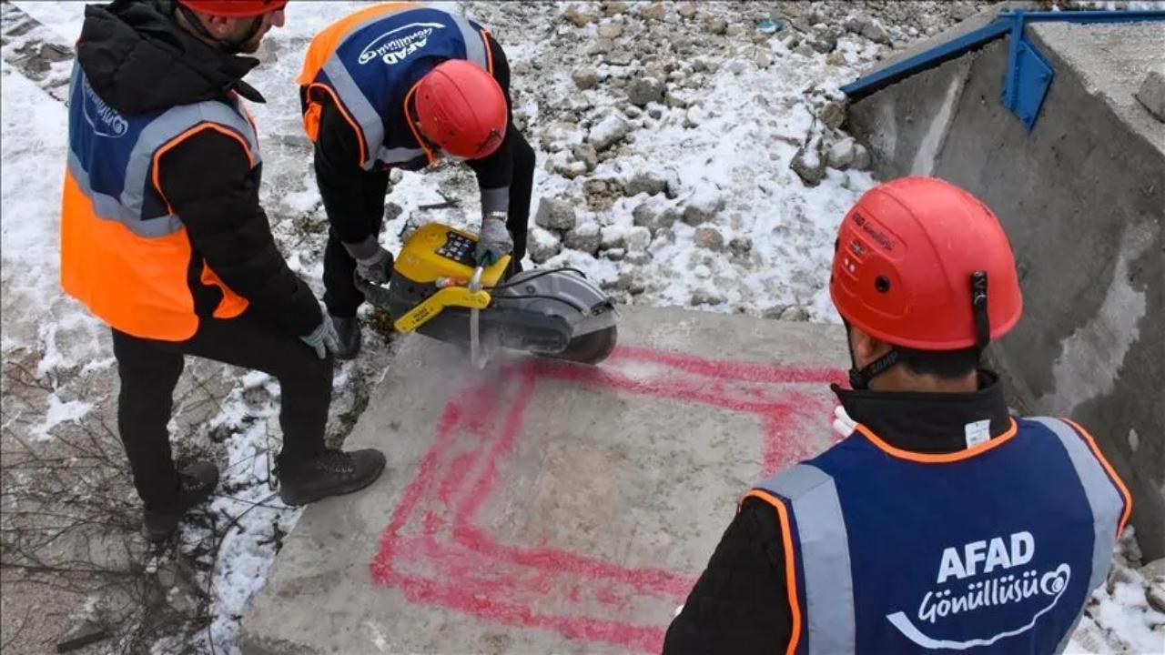 Türkiye’nin eğitimli arama kurtarma gücü 160 bin kişiyi geçti