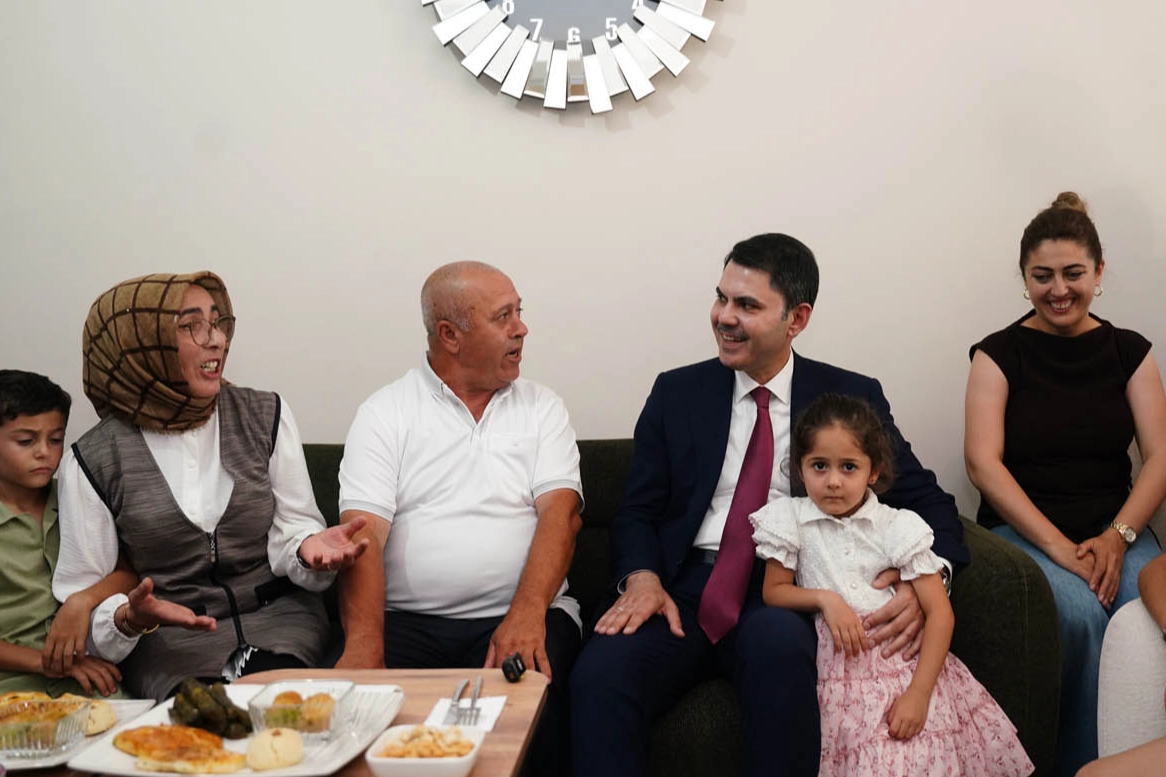 Bakan Kurum: Zorlu günlerin üstesinden hep birlikte geldik