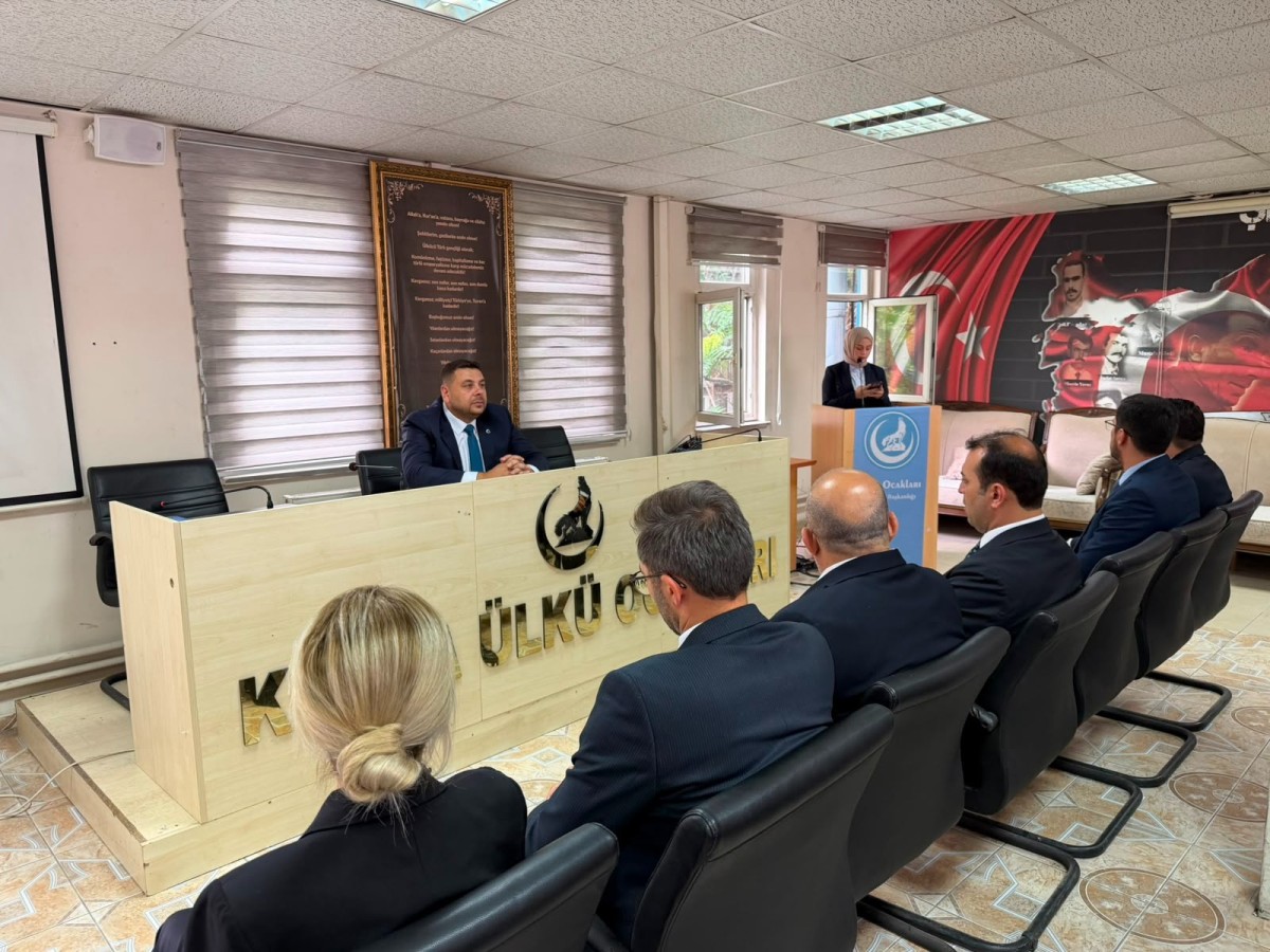 Ülkü Ocakları Konya İl Başkanlığında yeni yönetimin görev dağılımı yapıldı