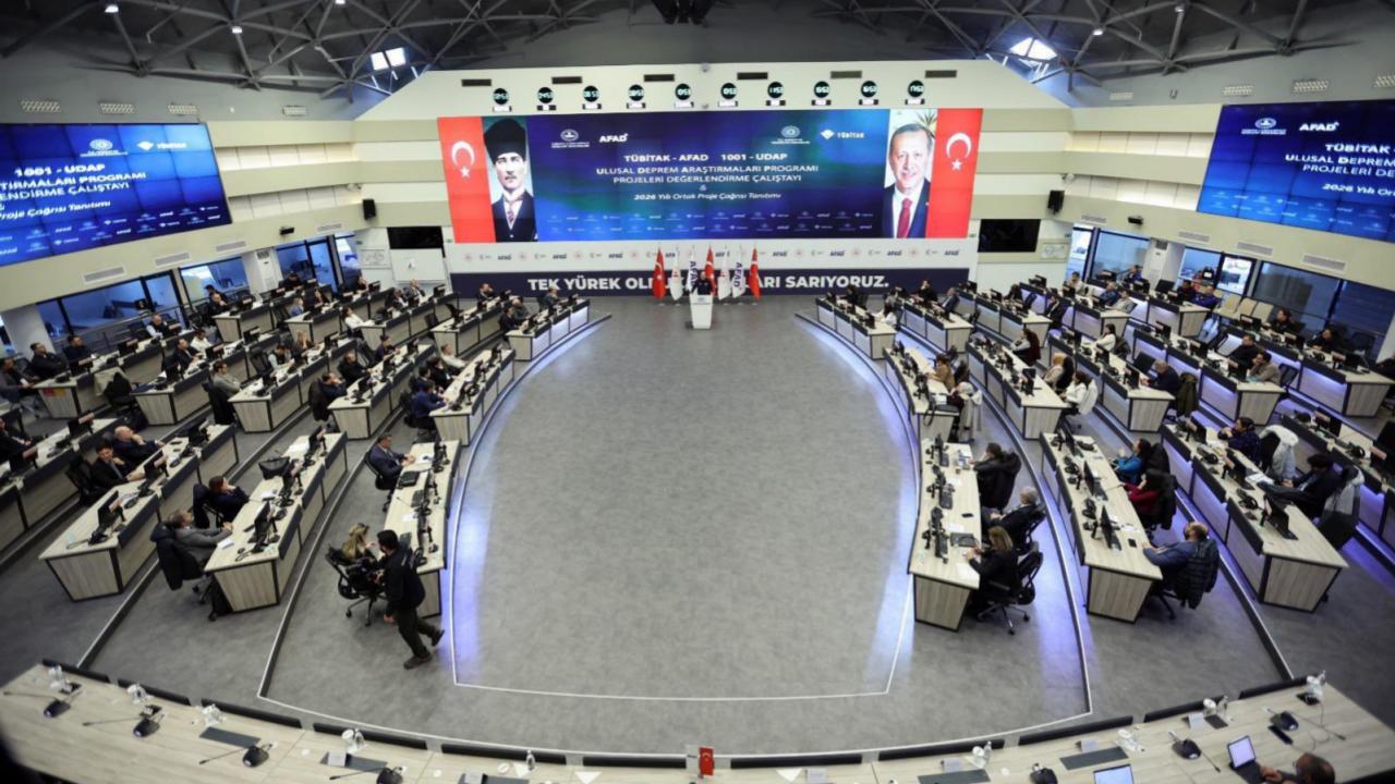 AFAD ve TÜBİTAK’tan deprem araştırmalarına 3 milyon liraya kadar destek AFAD ve TÜBİTAK’tan deprem araştırmalarına ortak destek çağrısı