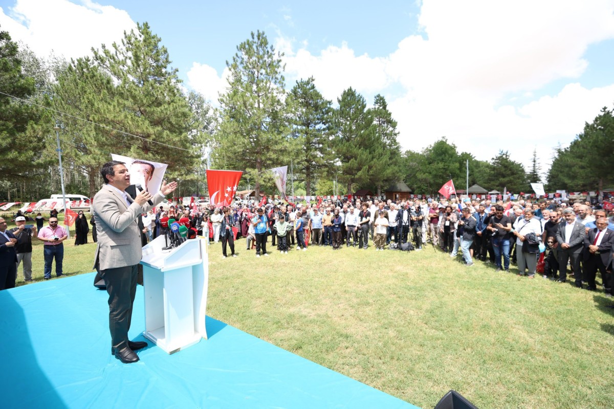 Saadet Partisi Genel Başkanı Arıkan’dan yardım kuruluşları ve fon iddialarına tepki