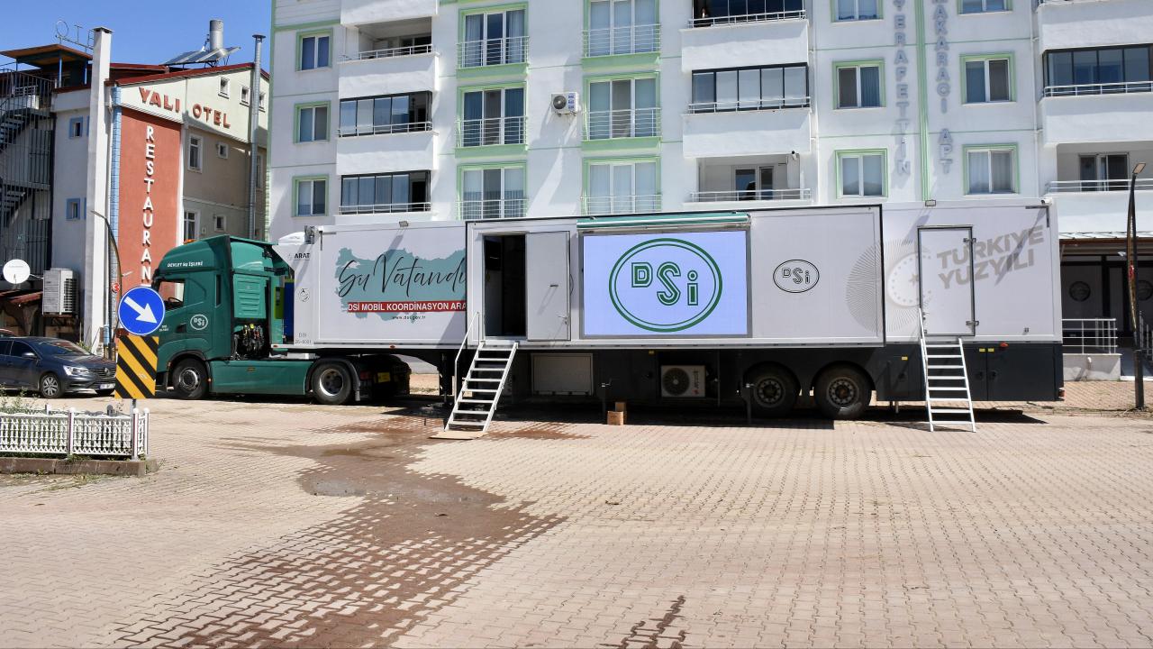 Cide’de su baskını sonrası temizlik ve hasar tespit çalışmaları sürüyor
