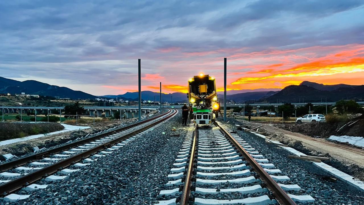 Osmaneli-Bursa hızlı tren hattında test sürüşleri yakında başlayacak