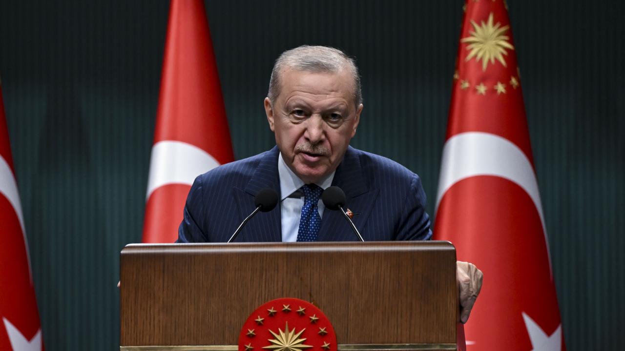 Cumhurbaşkanı Erdoğan: Depremi istismar edenler yargı önünde hesap veriyor
