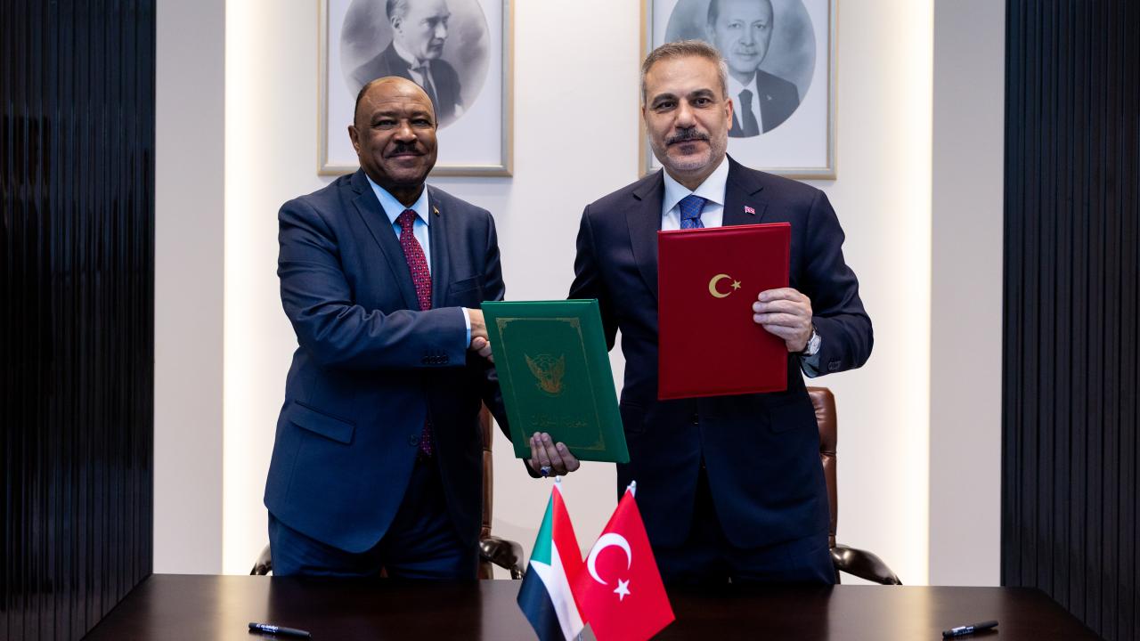 Bakan Fidan, Sudan Dışişleri Bakanı Salim ile Ankara'da bir araya geldi