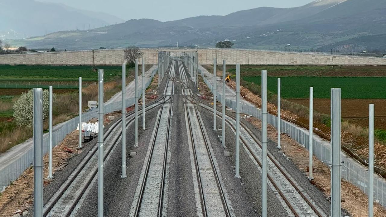 Bursa'yı yüksek hızlı tren ağına bağlayacak hatta test süreci başlıyor