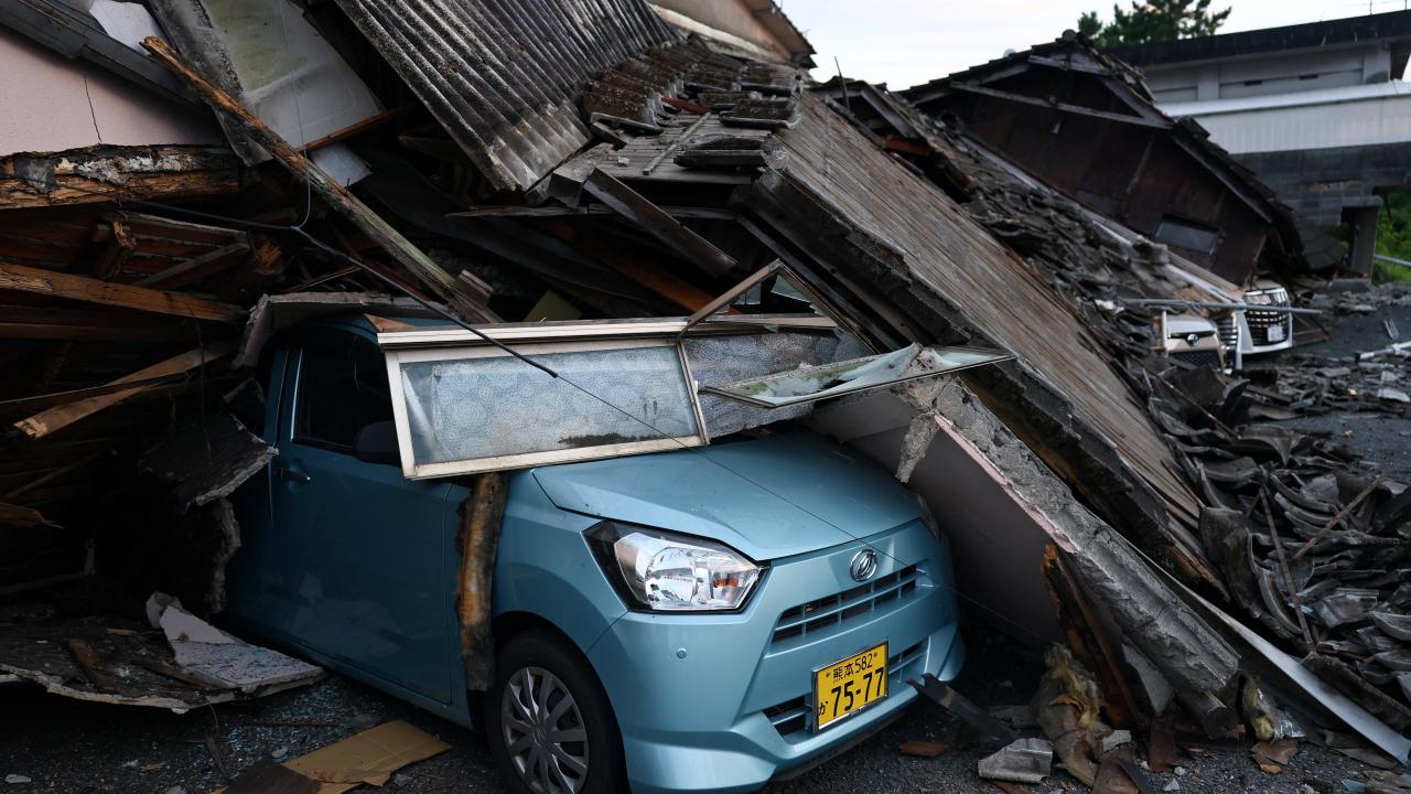 Japonya'daki 7,1 büyüklüğündeki depremde can kaybı 14'e yükseldi