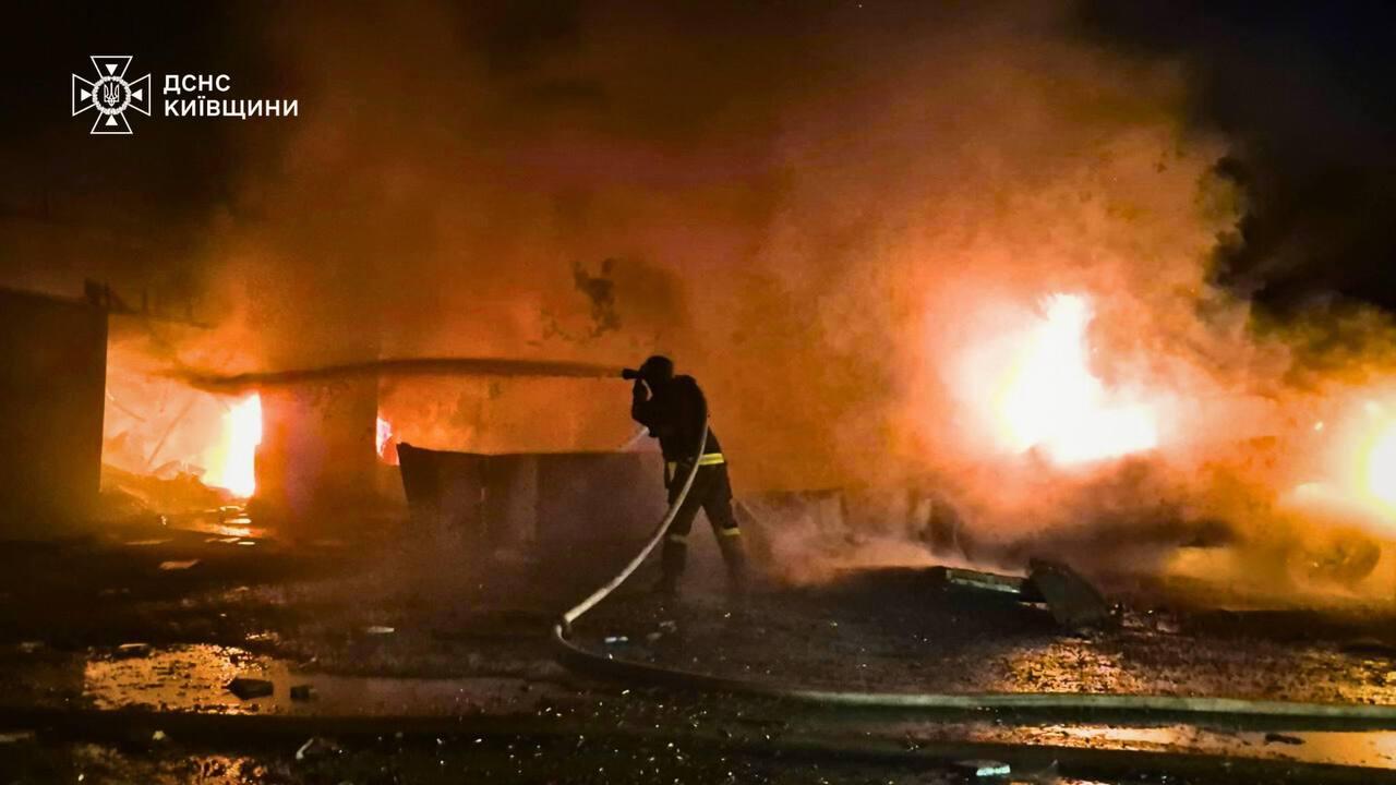 Ukrayna: Rusya'nın Gece Düzenlediği Saldırılarda 13 Kişi Hayatını Kaybetti