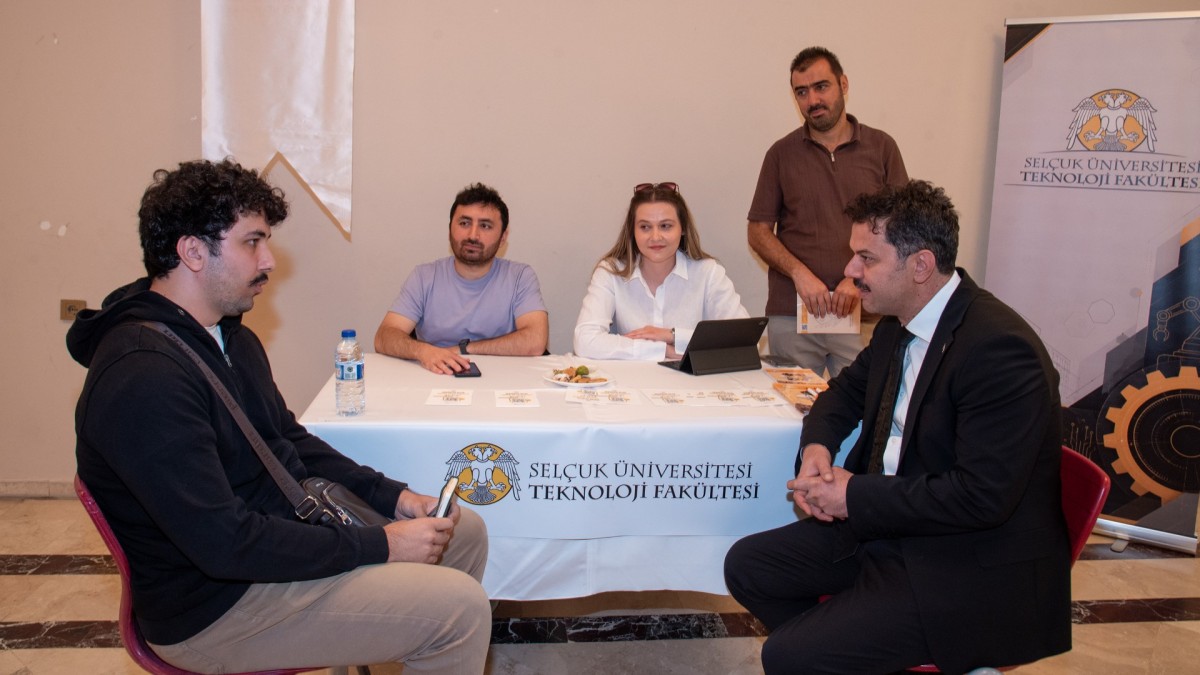 Selçuk Üniversitesi'nde Tercih Tanıtım Günleri Başladı