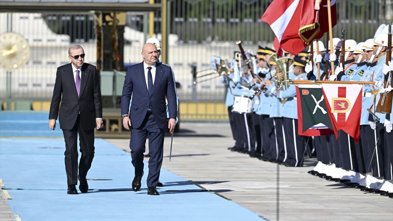 C.B. Erdoğan, Lübnan C.B. Joseph Avn'ı Cumhurbaşkanlığı Külliyesi'nde resmi törenle ağırladı