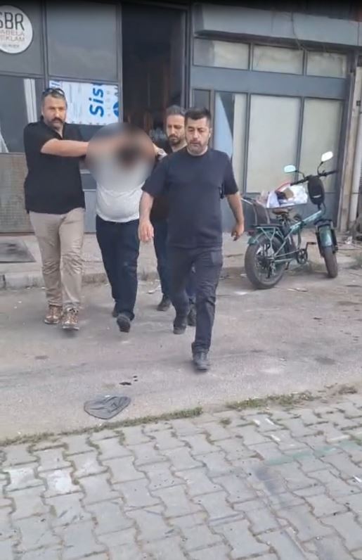 Konya'da son bir ayda aranan 626 kişi yakalanarak adliyeye sevk edildi - Detay görseli 2