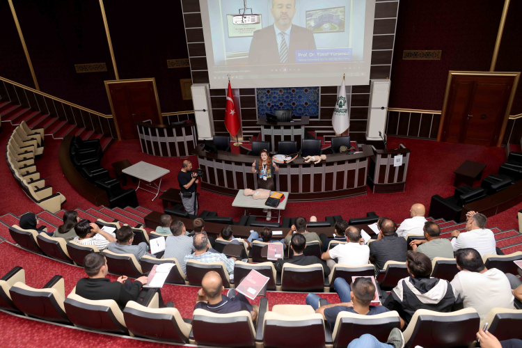Karatay Belediyesi personeline temel ilk yardım eğitimi verildi - Detay görseli 1