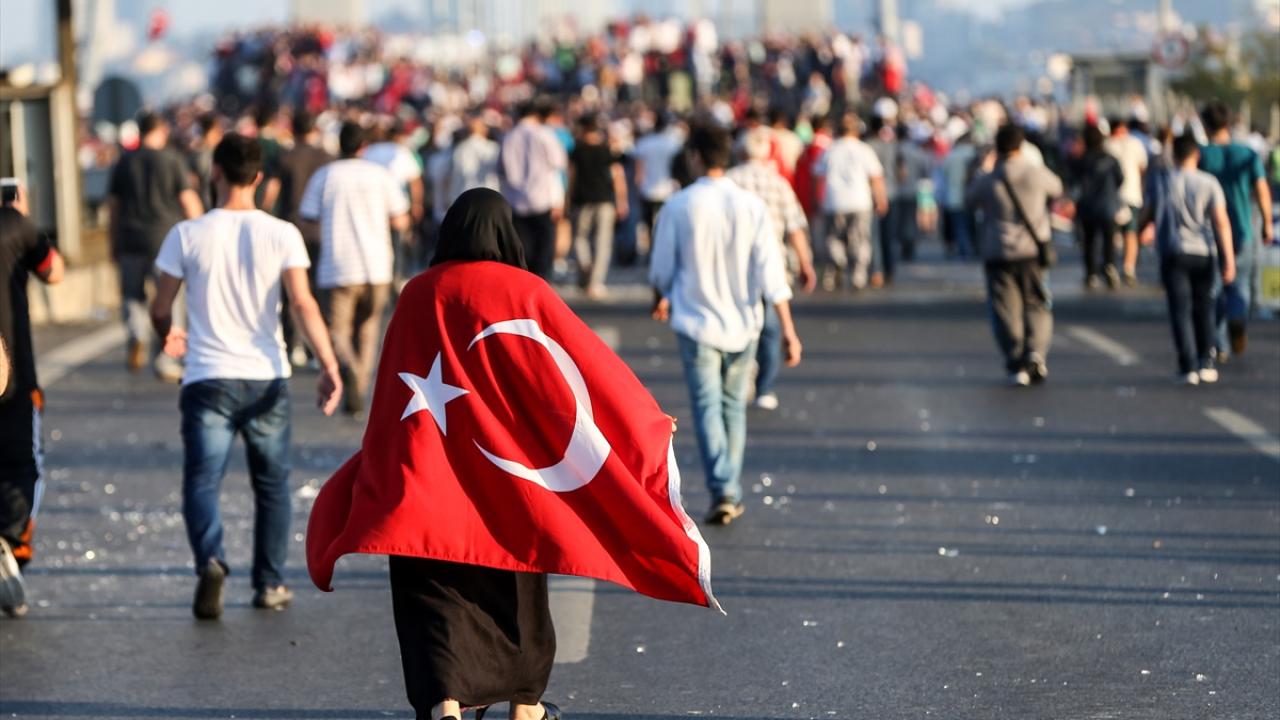 Darbeci hainler İstanbul Emniyetini ele geçirip kenti savunmasız bırakmak istedi